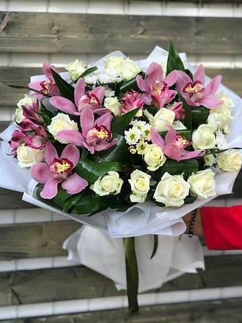 Букет цветов из: Розы и Хризантемы в Шатуре