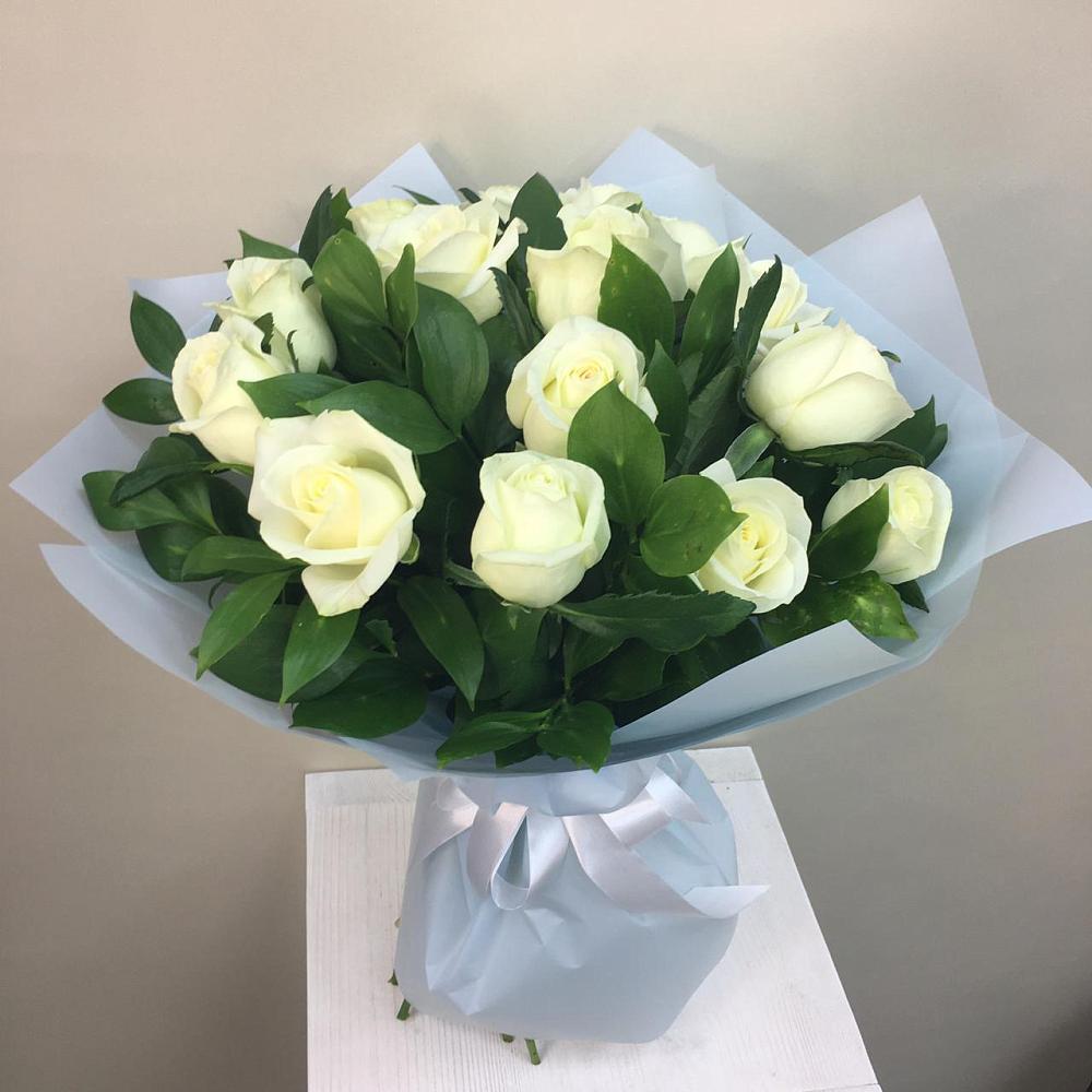 Букет 15 Белых роз Проуд в Шатуре