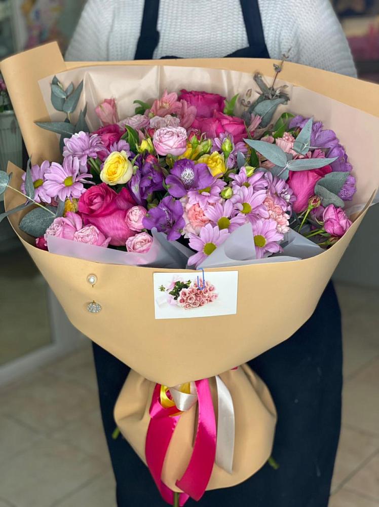 Букет цветов из: Хризантемы, Гвоздики и Альстромерии в Шатуре