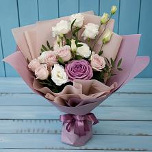 Букет цветов из:  Розы и Лизиантусы в Шатуре