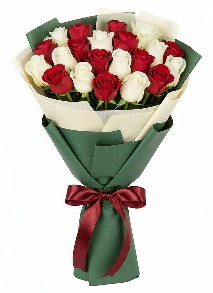 Букет Микс из красных и белых роз в Шатуре