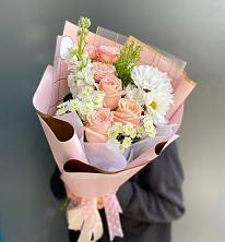 Букет цветов из:  Хризантемы и Розы в Шатуре