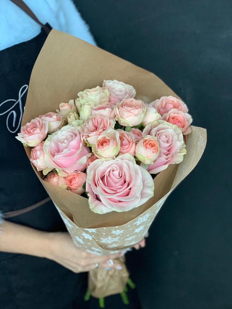 Букет цветов из: Хризантемы и Розы в Шатуре