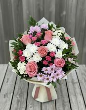 Букет цветов из:  Альстромерии, Гвоздики, Розы и Хризантемы в Шатуре