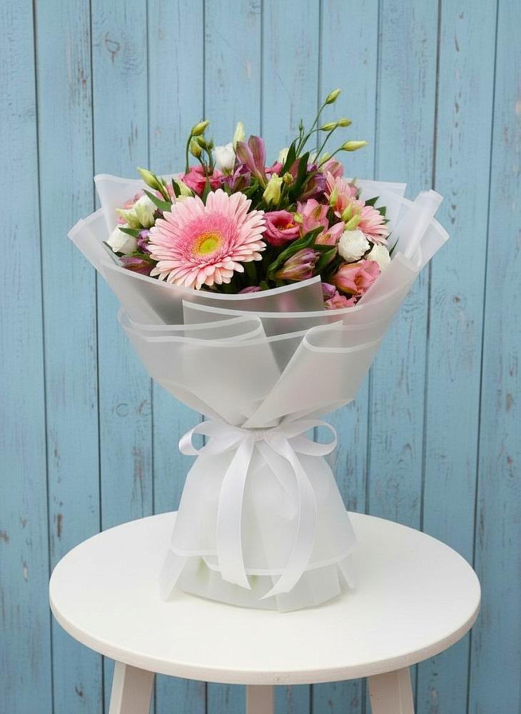 Букет цветов из: Герберы, Альстромерии и Лизиантусы в Шатуре