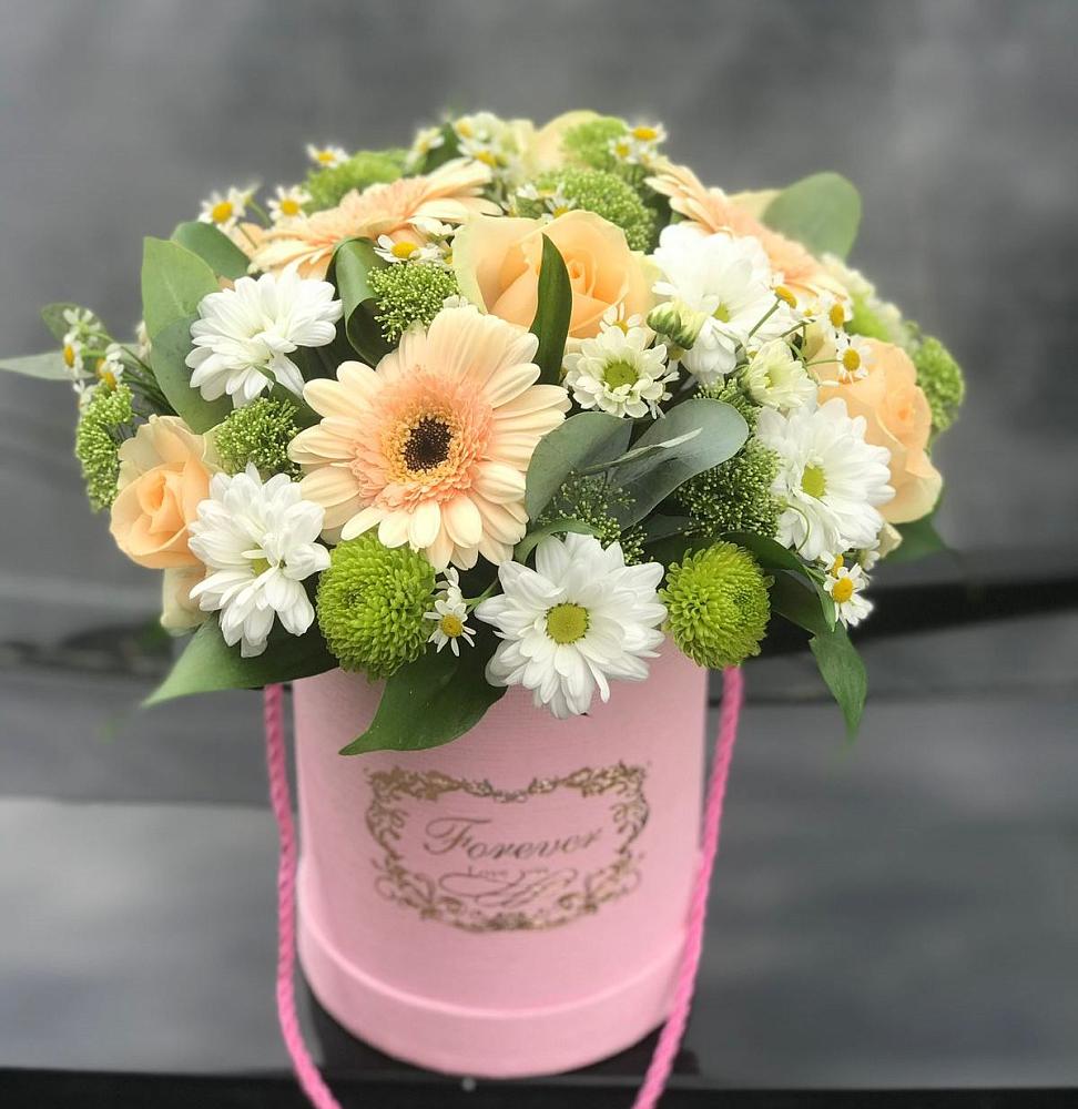 Цветочная композиция из Розы, Герберы и Хризантемы в шляпной коробке в Шатуре