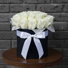 Цветочная композиция из Розы в шляпной коробке в Шатуре